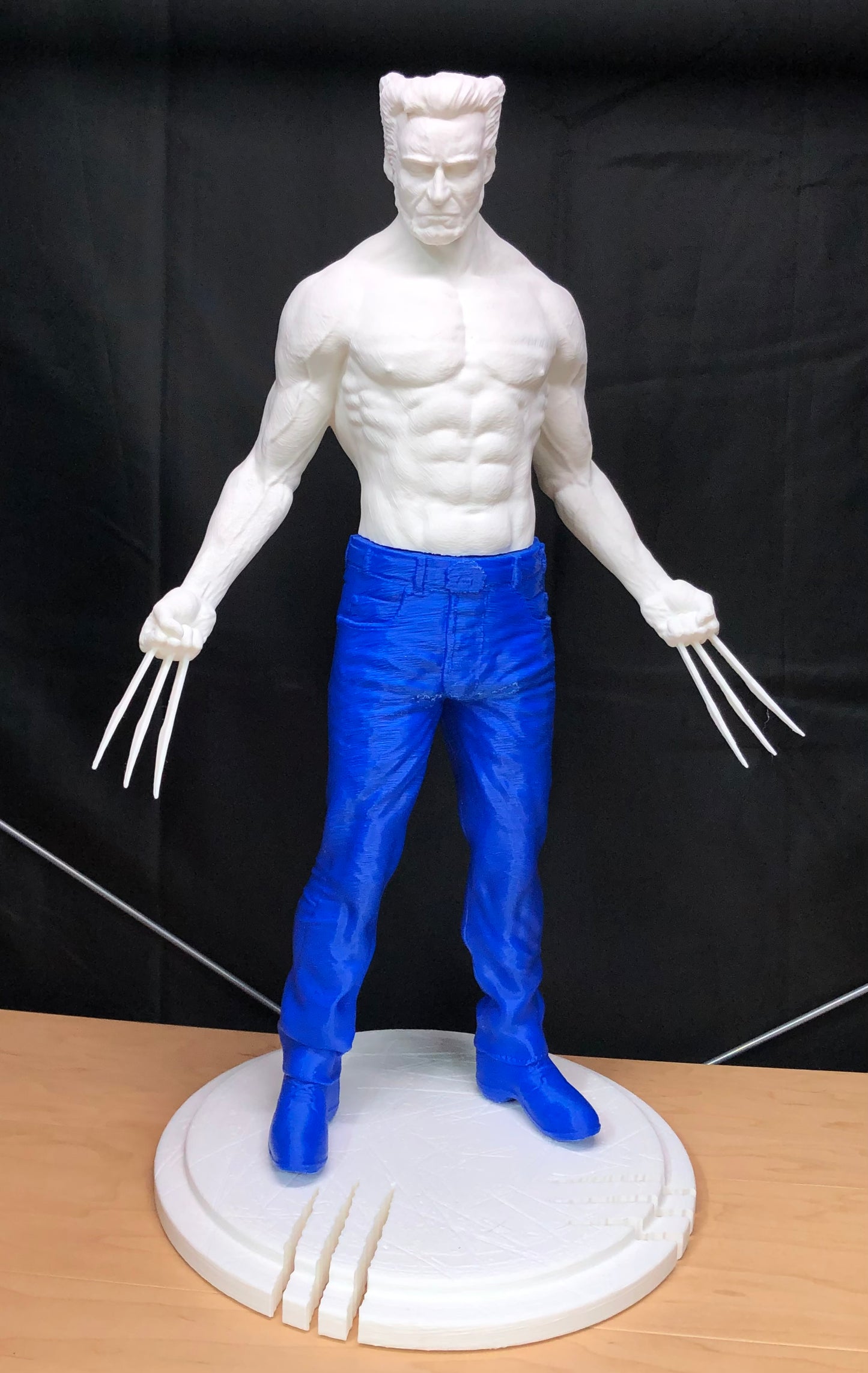 21” Wolverine Unpainted Detailed Figure - DIY Model Kit