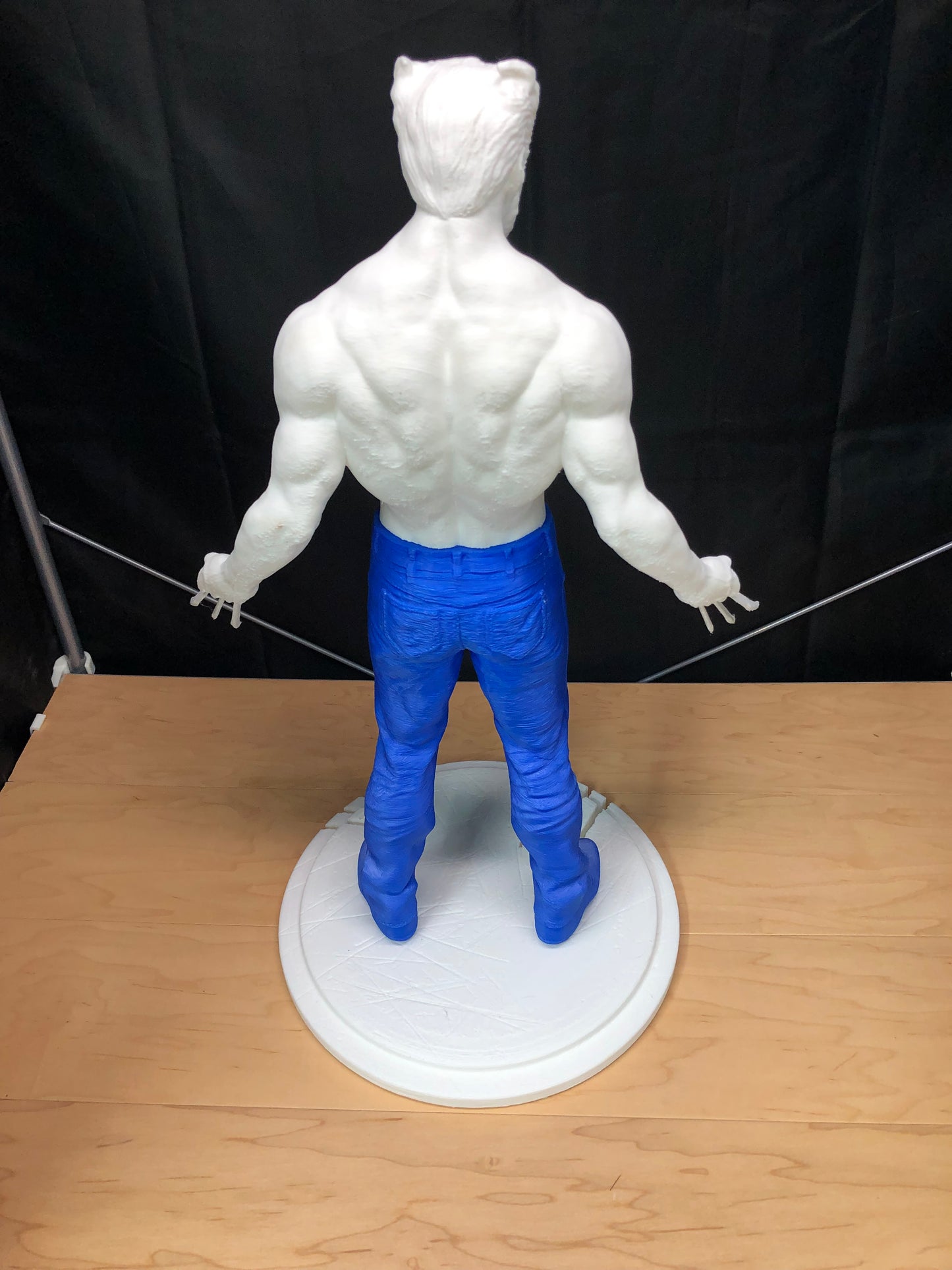 21” Wolverine Unpainted Detailed Figure - DIY Model Kit